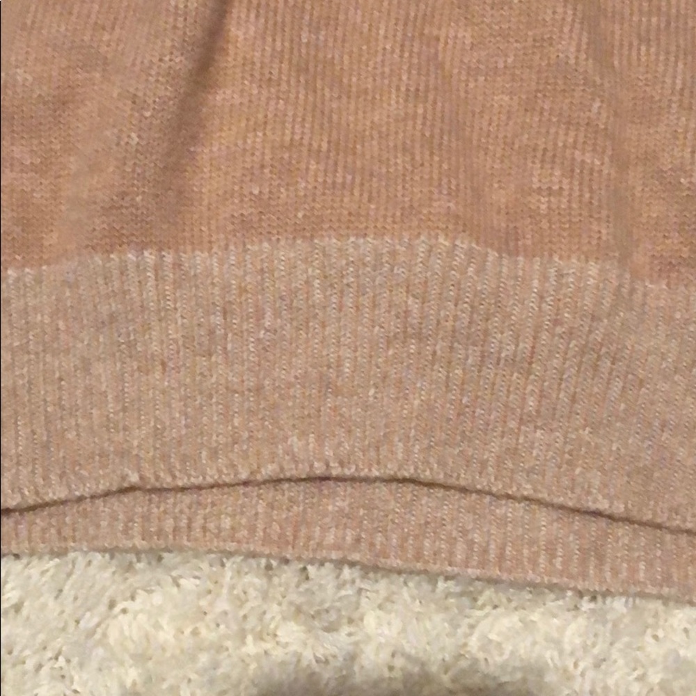 Gap Beige Pullover Sweater View 2